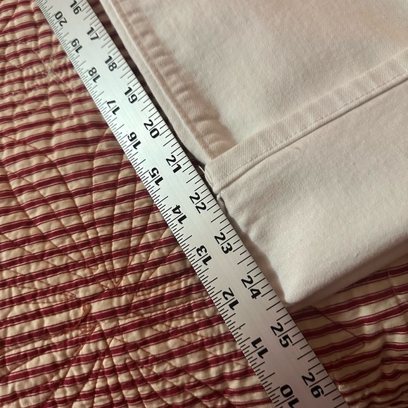 Vera Wang White Ankle Cropped Jeans - Picture 4 of 8